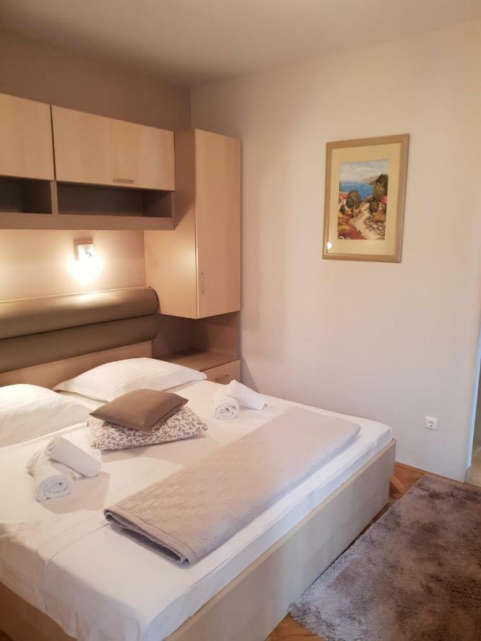 Guesthouse Marina Tučepi Exteriör bild
