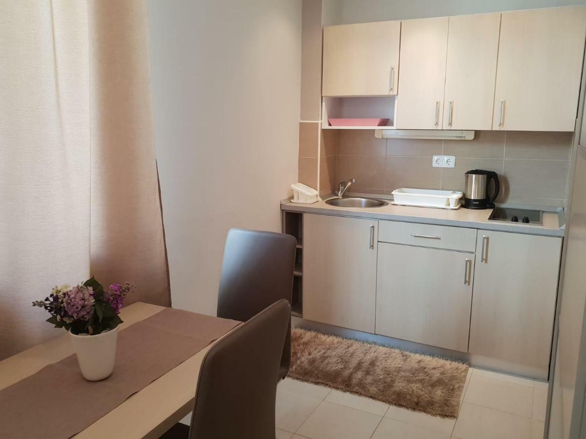 Guesthouse Marina Tučepi Exteriör bild